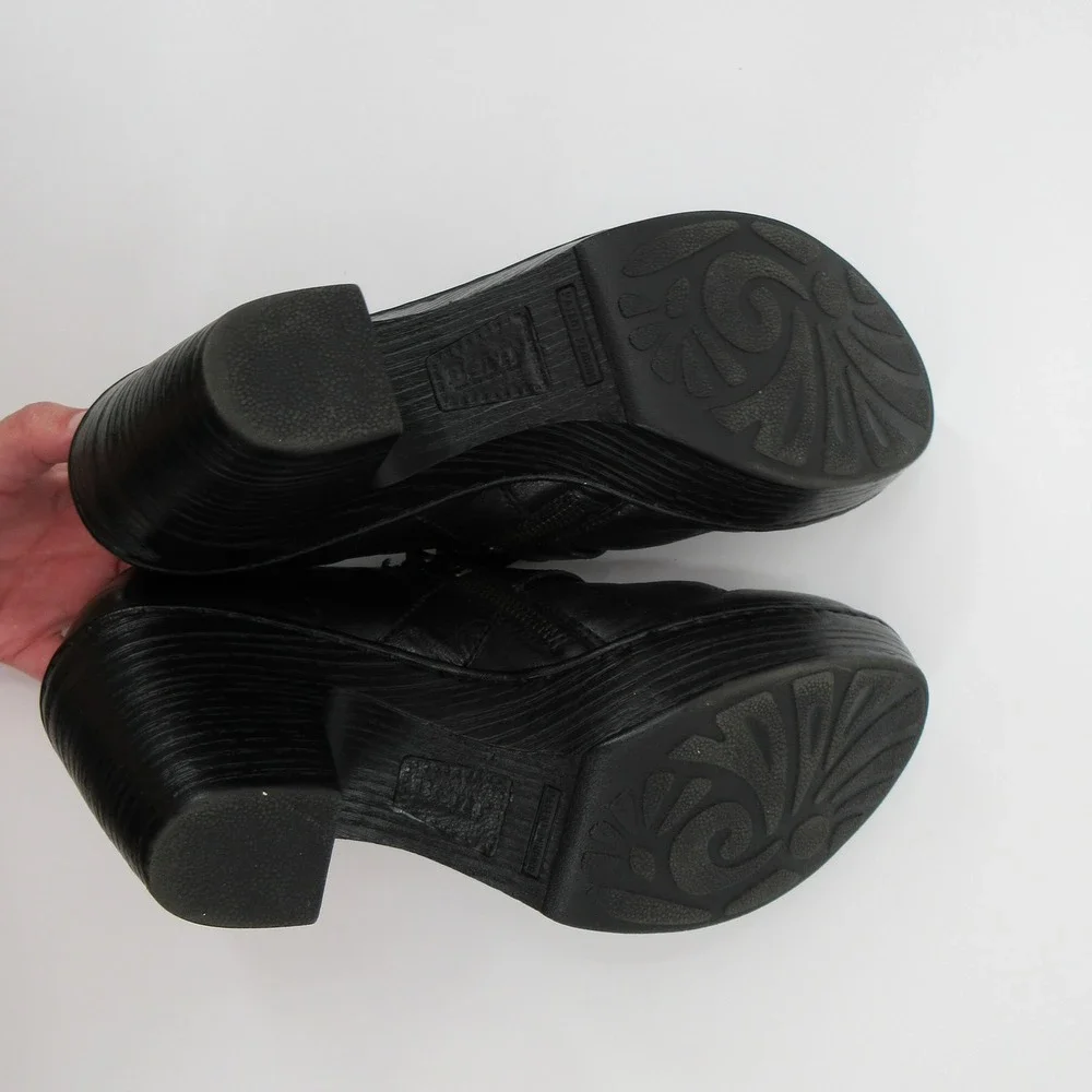 Born Black Leather Platform Ankle Booties Block Heel Shooties D14403 Size 11